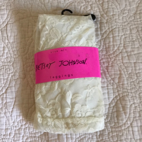 Betsey Johnson Accessories - Betsy Johnson